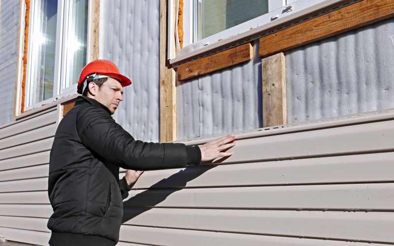 When to Hire for Siding Services